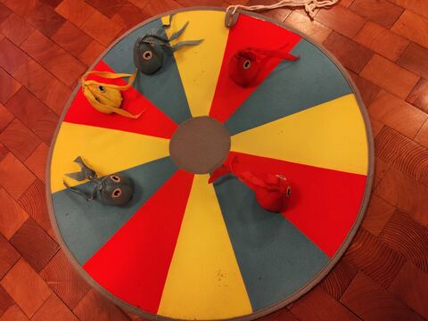 Cible velcro "LUSTIGT" (jeu géant)