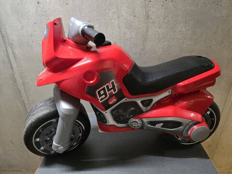 Moto rouge