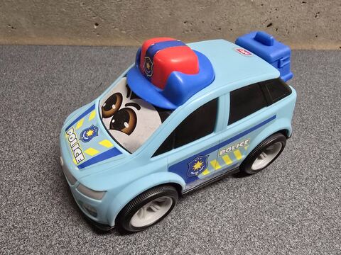Voiture police bleu ciel