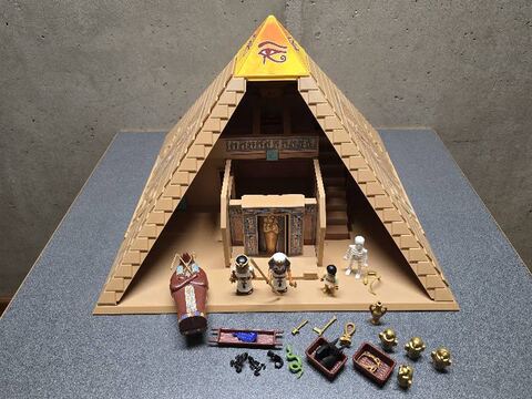 Playmobile pyramide egyptienne 4240