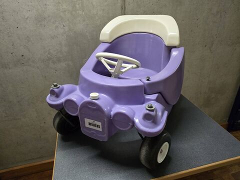 Voiture mauve