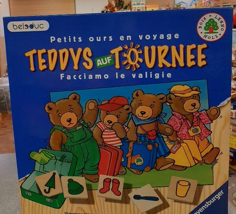 Petits ours en voyage